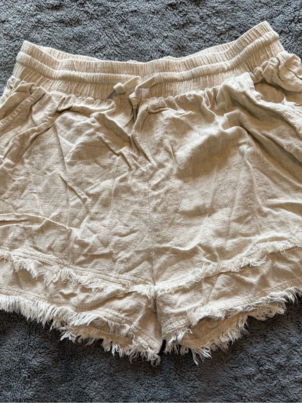 Umgee Women's High Waist Frayed Hem Shorts - Cream